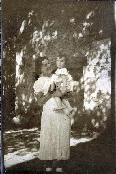 Laval, aot 1937 : Anne, Jacotte