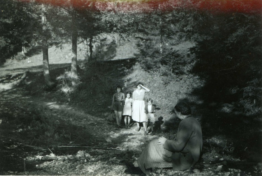 Laval : Bernadette, Marie-Anne, Irne, Isabelle, Franoise